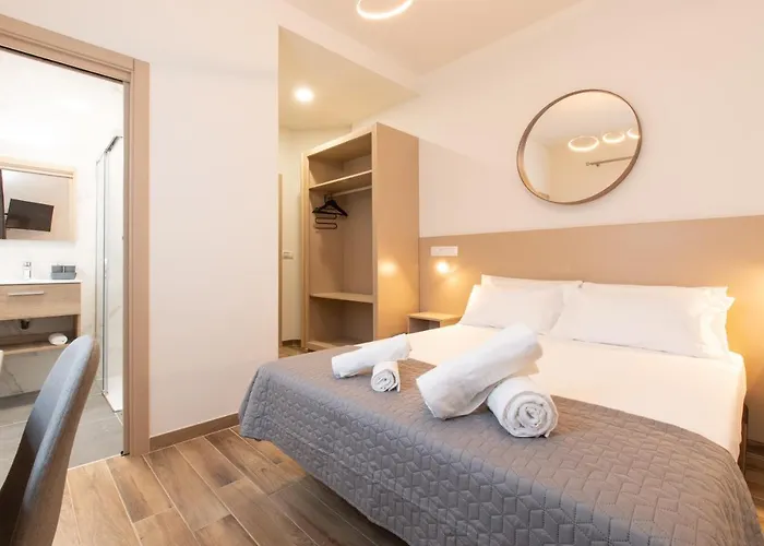 Suncanarias Adeje Plaza 호텔 *